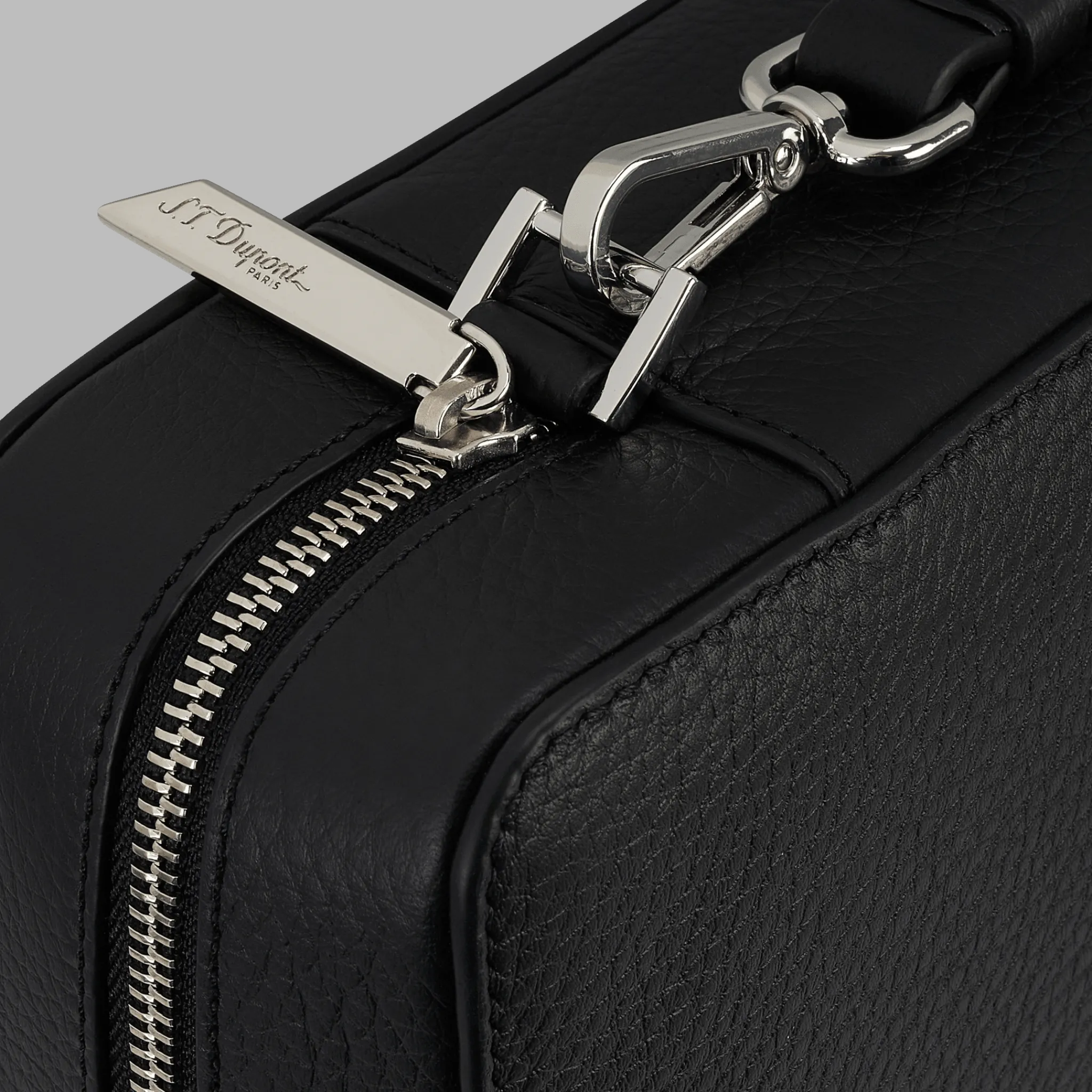 Hot S.T. Dupont Neo Capsule Black